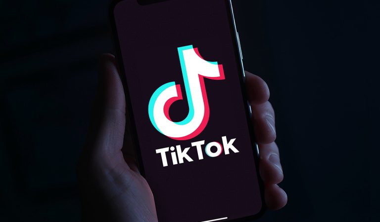 5 kontroverzných virálnych trendov, ktoré v roku 2023 ovládli TikTok