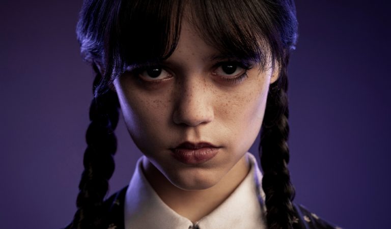 Obľúbený seriál Wednesday dostane vlastný spin-off. Uvidíme v ňom aj Jennu Ortega?