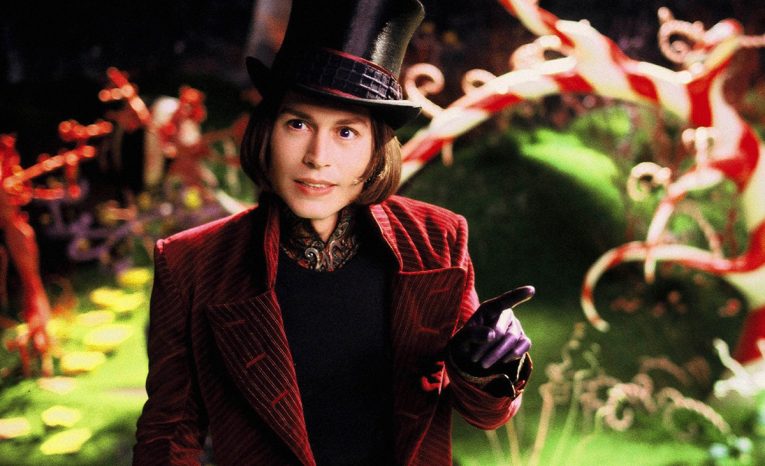 Magická komédia Wonka je už v kinách. Kto ale Willyho Wonku vymyslel a kto si ho vo filmoch doteraz zahral?