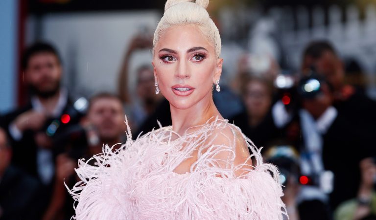 Ozzy Ozbourne či Kim Kardashian. Tieto celebrity údajne predali svoju dušu diablovi