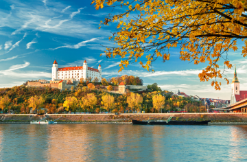 Ako budú vyzerať najväčšie slovenské mestá o 100 rokov? Všetko sa zmení, predpovedá umelá inteligencia