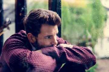 Čo si od toho sľubuje? Situácie, keď ľudia neprávom obvinili mužov z nevhodného správania