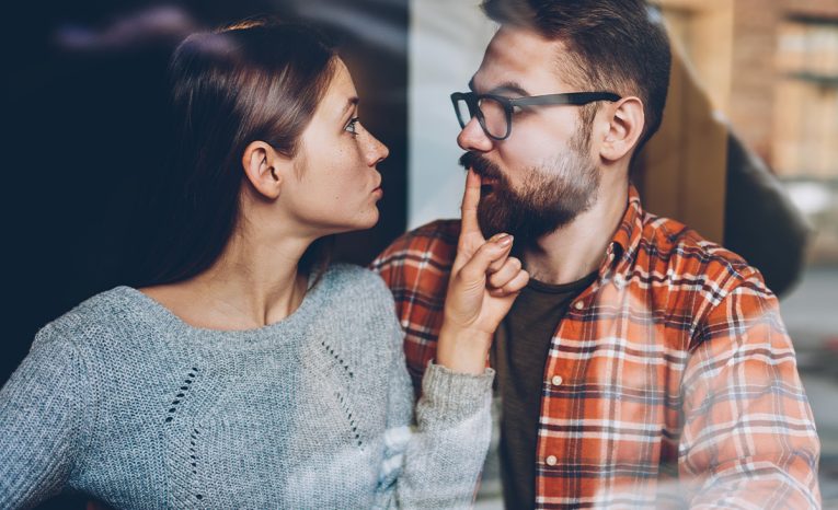 Ľudia sa podelili o najväčšie somariny, aké vyparatili ich polovičky