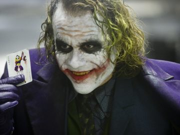 Joker z Temného rytiera mal pôvodne vyzerať inak. Jeho obrázky ti privodia nočné mory