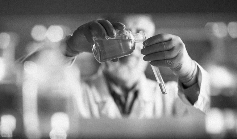 Nútené LSD aj deptanie detí. Kruté experimenty na ľuďoch, ktoré sa už hádam nezopakujú
