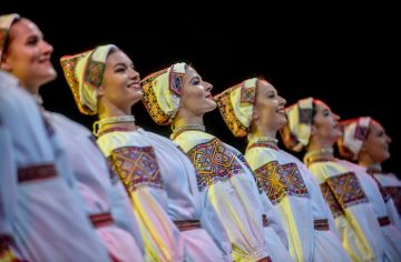 „Kázala mi mať, deväť rázy dať.“ Bizarné ukážky toho, aký je slovenský folklór občas zvrhlý