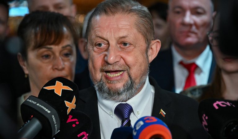 Neúspešný kandidát na prezidenta Štefan Harabin spochybňuje Štátnu komisiu pre voľby a kontrolu financovania politických strán.