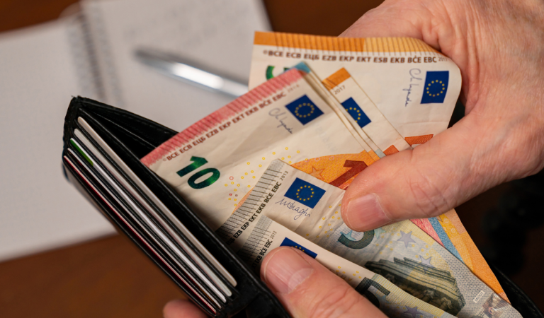 Finančný horoskop na tento týždeň: Ktorým znameniam doprajú hviezdy plnšiu peňaženku?