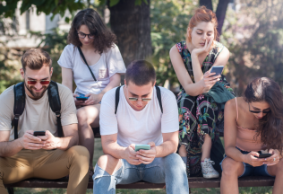 Si závislý od svojho mobilu? Tento test ti dá jednoznačnú odpoveď