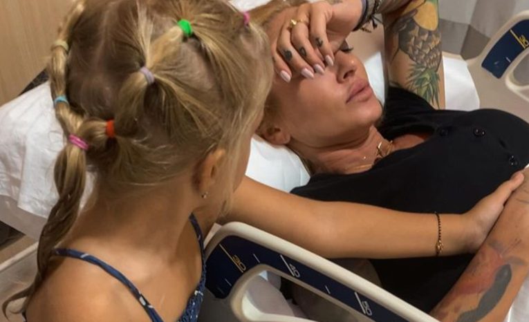 Lucid z Maniačok má vážne problémy. Na Bali chytila túto pliagu, bojí sa vnútorného krvácania
