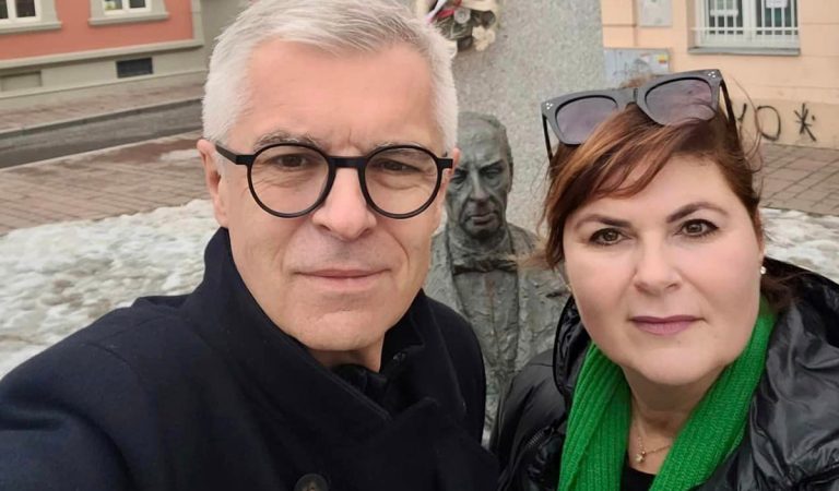 práca manželky Ivana Korčoka