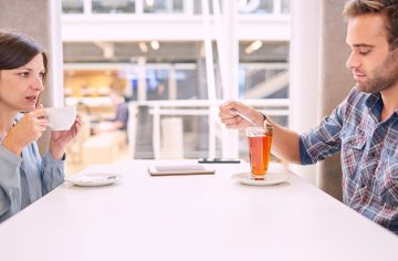 Odkedy ste s bratom dvojičky? Tieto nesmierne hlúpe otázky sa niekto skutočne opýtal