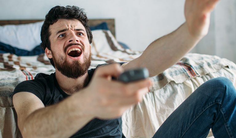 Obľúbená streamovacia služba zdvíha ceny a začína ponúkať predplatné s reklamou