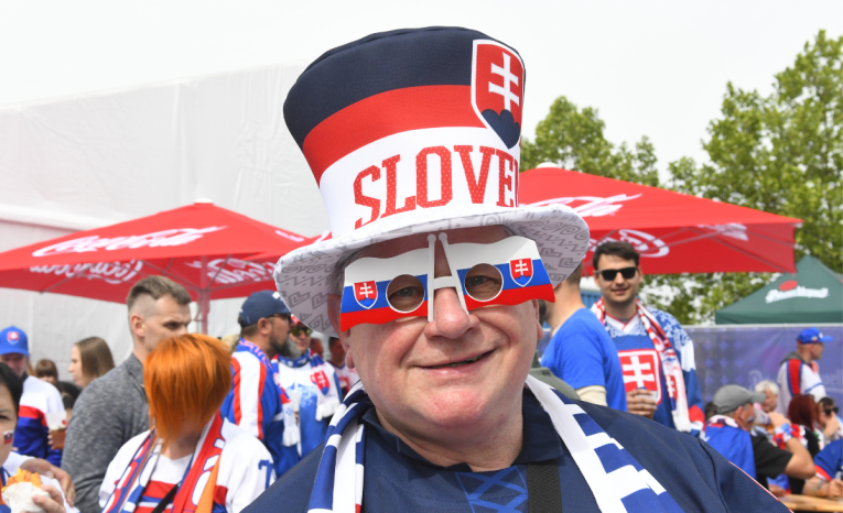 10 vecí, ktoré musí spĺňať každý pravý slovenský hokejový fanúšik. Si ním aj ty?