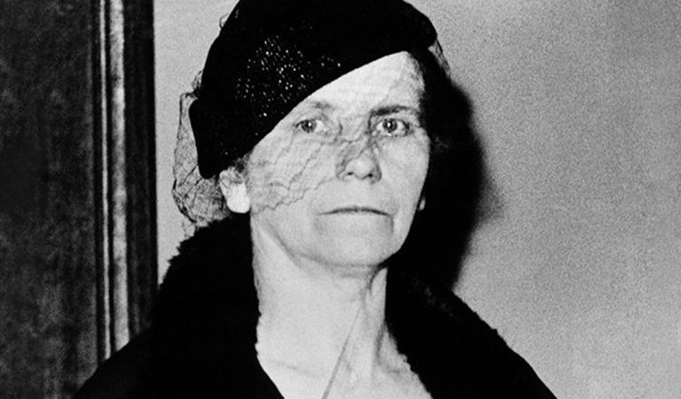 Svoju obeť zavraždila otravou a otvorila si luxusný obchod s oblečením. Brutálny príbeh Marie Becker