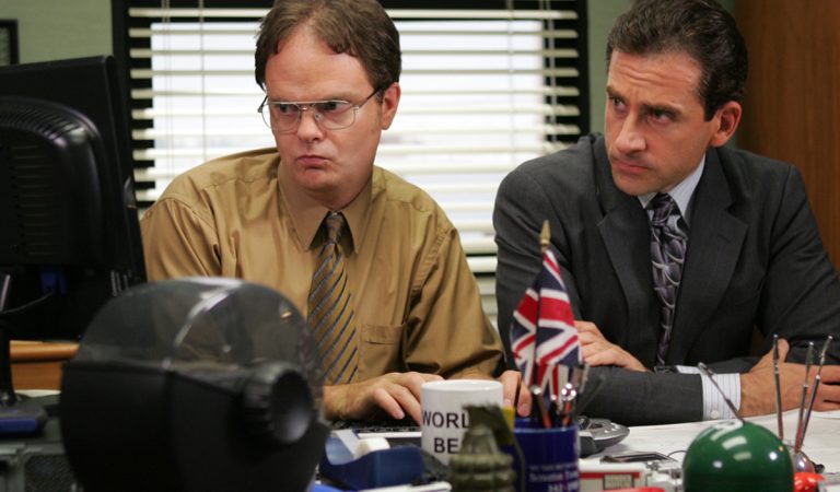 Kultový seriál The Office dostane reboot. Dočkáme sa v ňom nových postáv