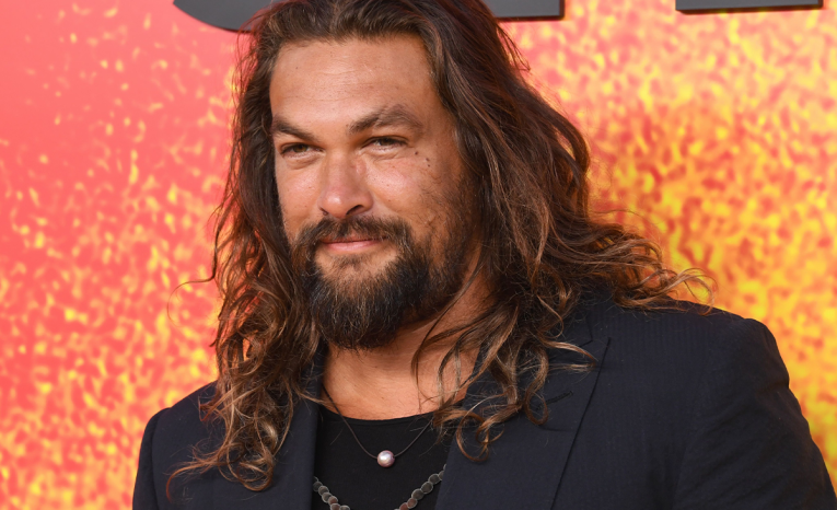 Po stroskotanom manželstve prišla opäť láska. Jason Momoa sa pochválil novou priateľkou