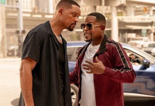 Will Smith a Martin Lawrence rozohrávajú v Bad Boys: Na život a na smrť zábavnú akčnú šou