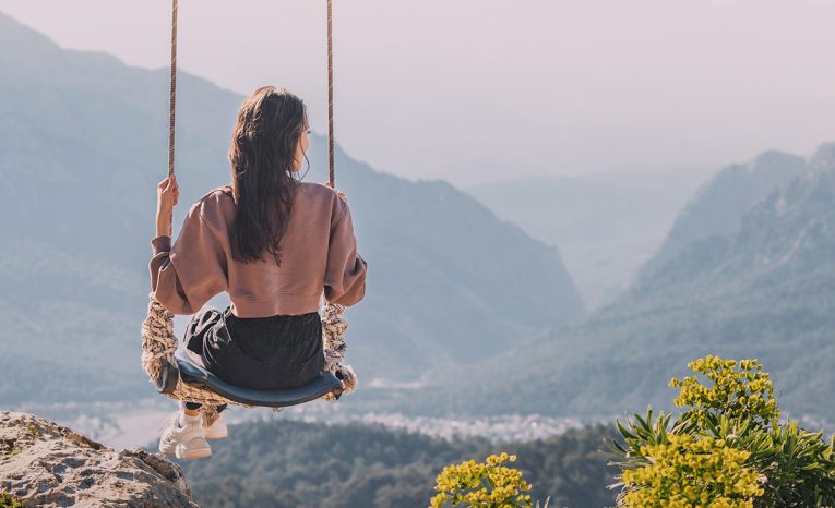 Sú lákadlom pre mnohých turistov. Hojdačiek v prírode je na Slovensku niekoľko