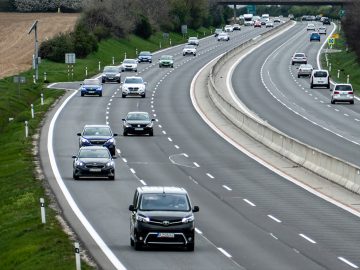 Slováci budú môcť kúpiť jednodňovú diaľničnú známku