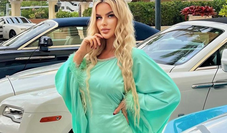 Pre virál sa aj utopí. Influencerka si zasurfovala v šatách a opätkoch