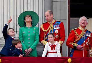 Princezná takmer vypichla oko Eda Sheerana. Fakty o Britskej kráľovskej rodine, ktoré znejú ako vymyslené, ale sú pravdivé