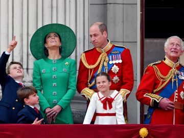 Princezná takmer vypichla oko Eda Sheerana. Fakty o Britskej kráľovskej rodine, ktoré znejú ako vymyslené, ale sú pravdivé