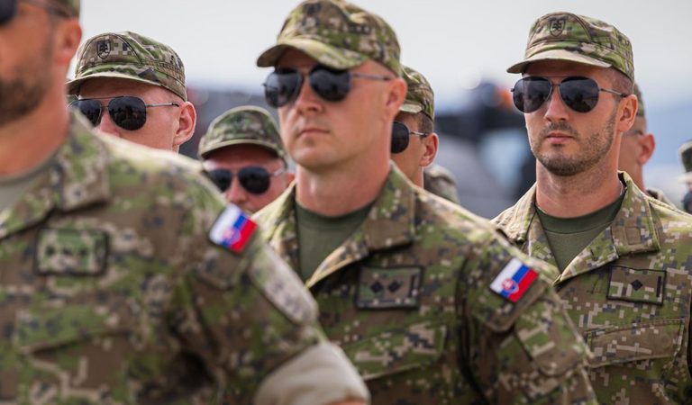 Slovensko bude mať dobrovoľnú vojenskú brigádu