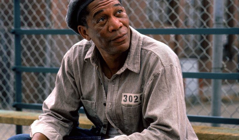 Kultový film Vykúpenie z väznice Shawshank mal pôvodne iný záver. Morgan Freeman ho odmietol natočiť