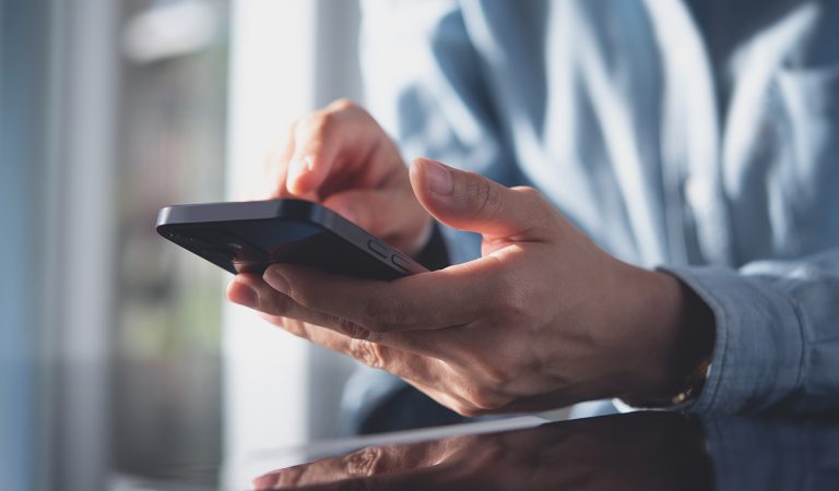10 vtipných statusov, ktoré opisujú život v ére sociálnych sietí