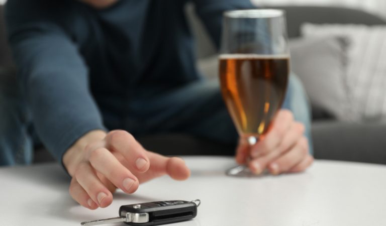 Ako dlho počkať so šoférovaním po vypití alkoholu