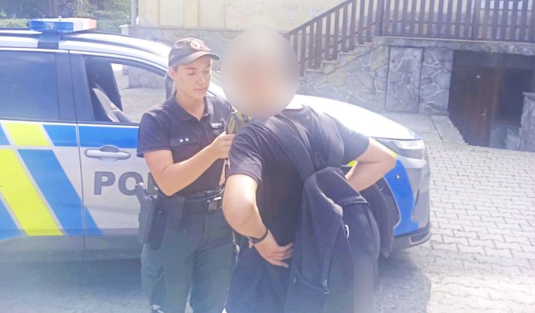 polícia dávala deťom fúkať