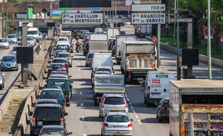 na diaľnici už len do 50 km/h