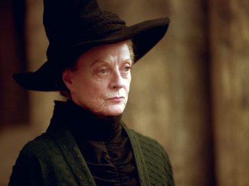 Zbohom, profesorka McGonagallová. Zomrela herecká legenda Maggie Smith, mala 89 rokov