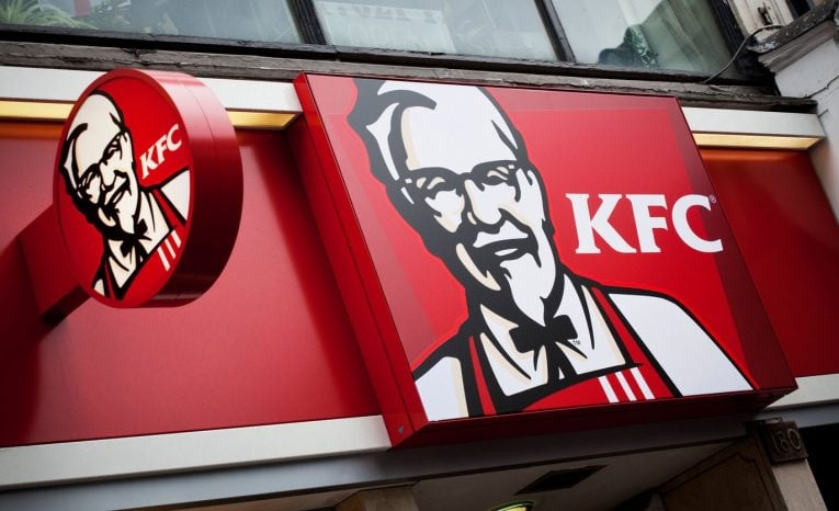 Od chudáka po ikonu. Inšpiratívny príbeh Harlanda Sandersa, zakladateľa fastfoodového giganta KFC