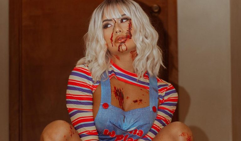 Vraj to prepískla. Influencerka doplnila svoj halloweensky kostým touto nechutnosťou