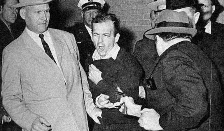 Carroll Edward Cole svoju matku natoľko nenávidel, že prvú vraždu z hnevu spáchal už v 8 rokoch