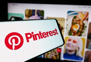 Pinterest špehuje používateľov