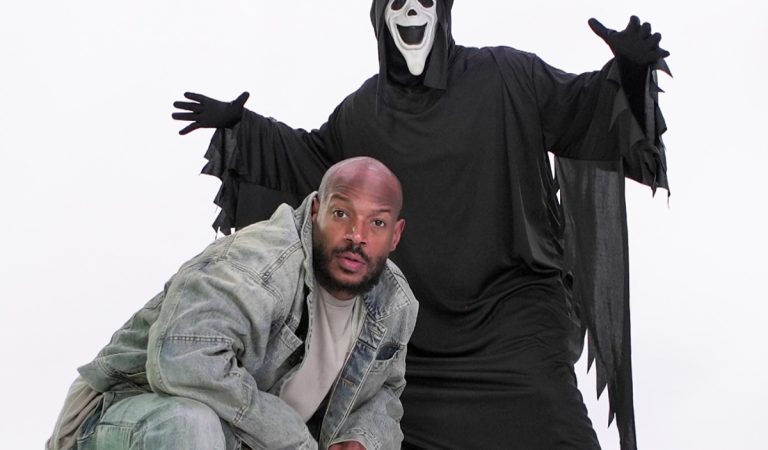 K sérii Scary Movie sa po 18 rokoch vracajú pôvodní tvorcovia. Šiesty diel sa začne nakrúcať už čoskoro