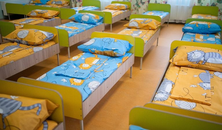 Slováci si zaspomínali na svoje škôlkarské časy