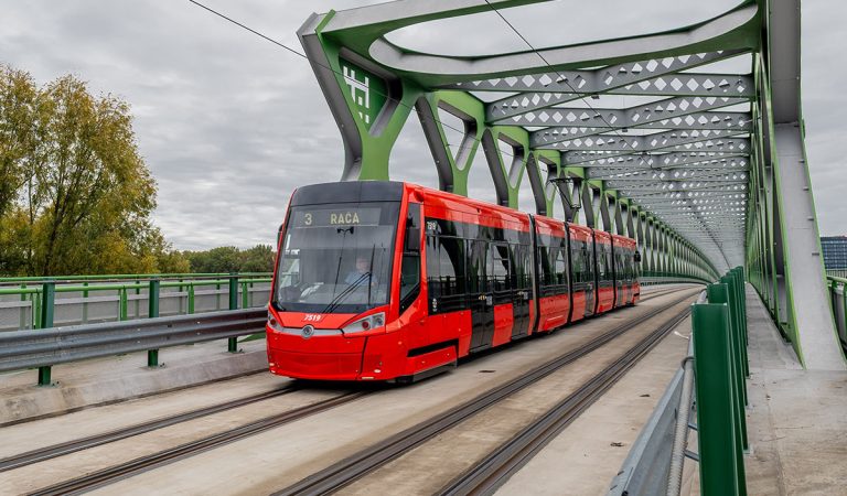Bratislavčania, pozor! Do nedele nebudú premávať električky, takýto je dôvod