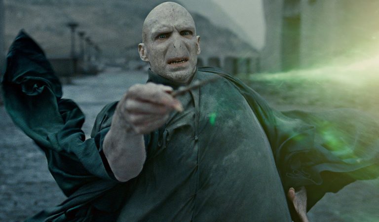 Kto by si mal v seriálovom Harry Potterovi zahrať Voldemorta?