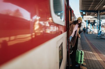 Historky z vlaku: Slováci sa podelili o svoje milé, vtipné, čudné či nepríjemné zážitky