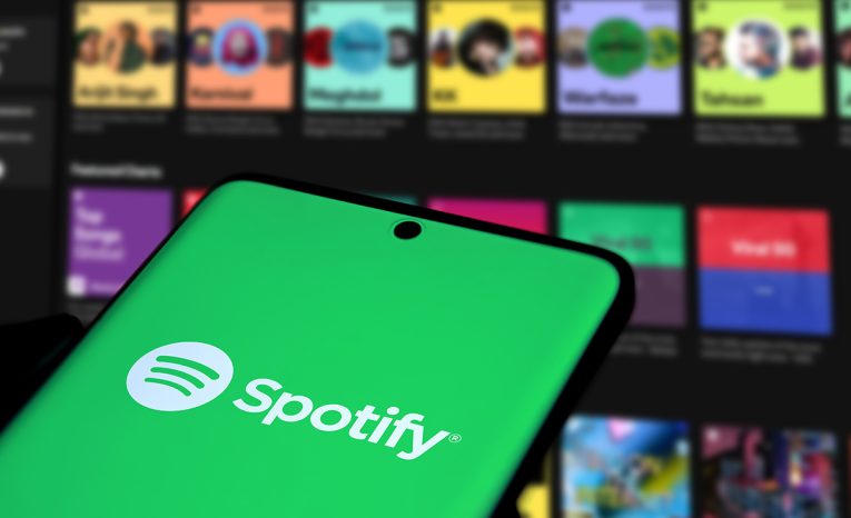 Každoročné zhrnutie najpočúvanejších skladieb a interpretov Spotify Wrapped tento rok prinieslo zmeny, ktoré sa nestretli s pochopením.