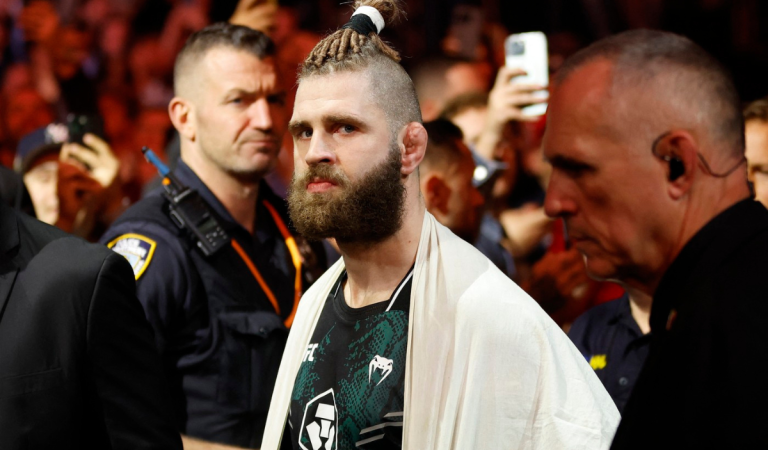 Už dnes v noci Procházka opäť zabojuje o titulovú šancu v prestížnom UFC