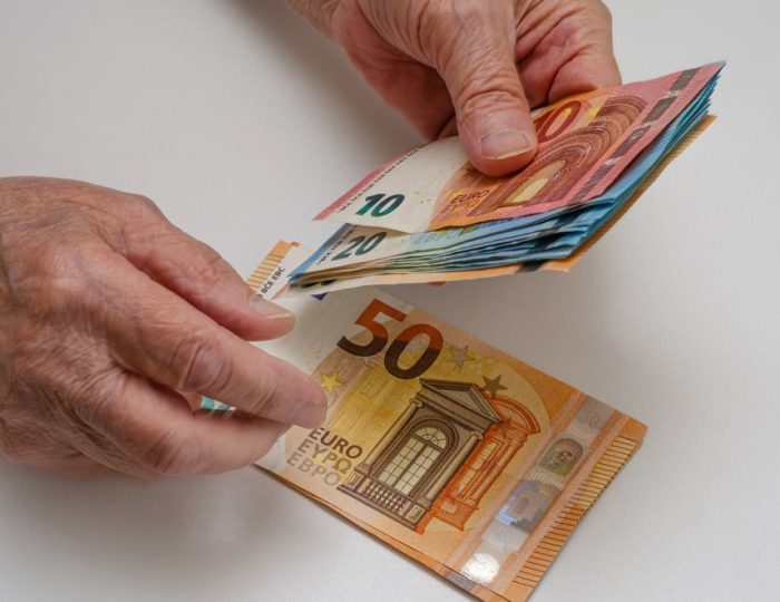 Dôchodky sa budú prepočítavať viac ako 500-tisíc Slovákom. Zistite, koho sa zmena týka