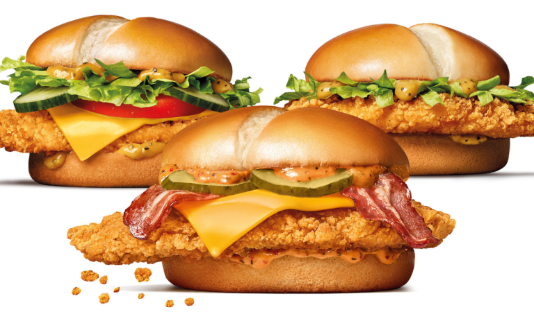 McDonald's predstavil nový limitovaný burger. Tancuje v ňom kurča so slaninou a vonia po barbecue!