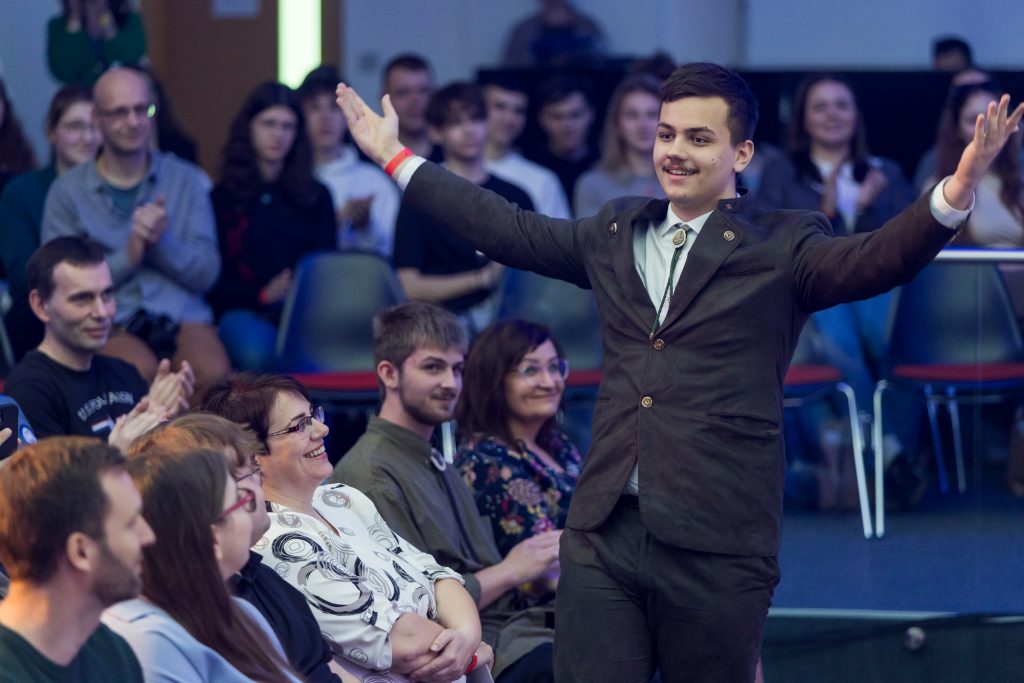 Študenti postavili malé modulárne reaktory v Minecrafte - spoznaj úžasné stavby víťazov súťaže Energocraft!
