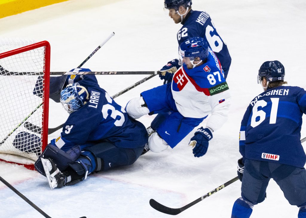 Slovenskí hokejisti sa na majstrovstvách sveta 2025 rozlúčili v dueli s Fínskom. Takto vyzeral zápas Slovensko - Fínsko.