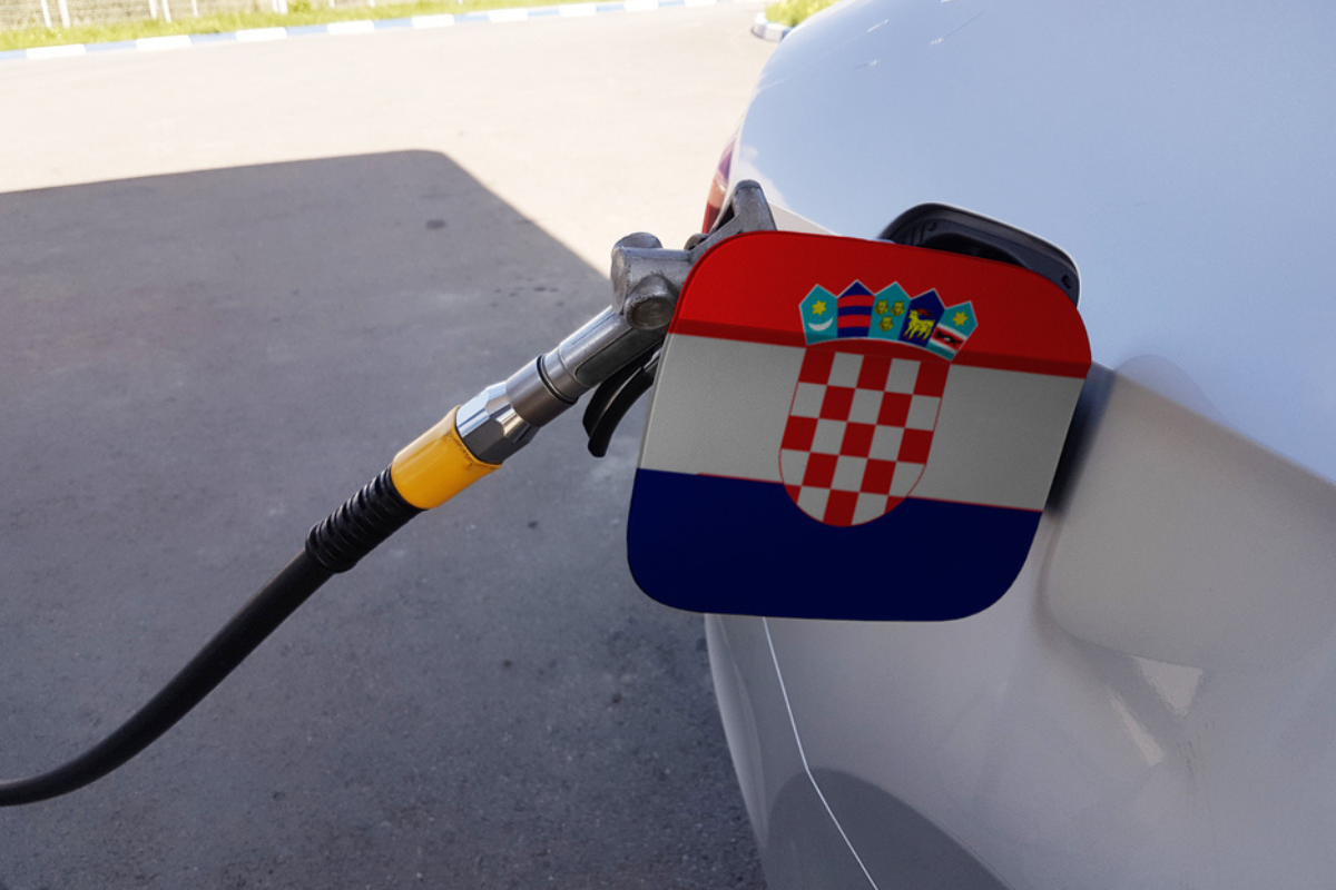 Koľko ťa bude tento rok stáť tankovanie v Chorvátsku? Takéto sú aktuálne ceny palív
